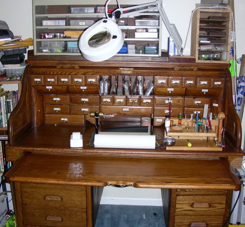 Fly tying bench design One Woodworking